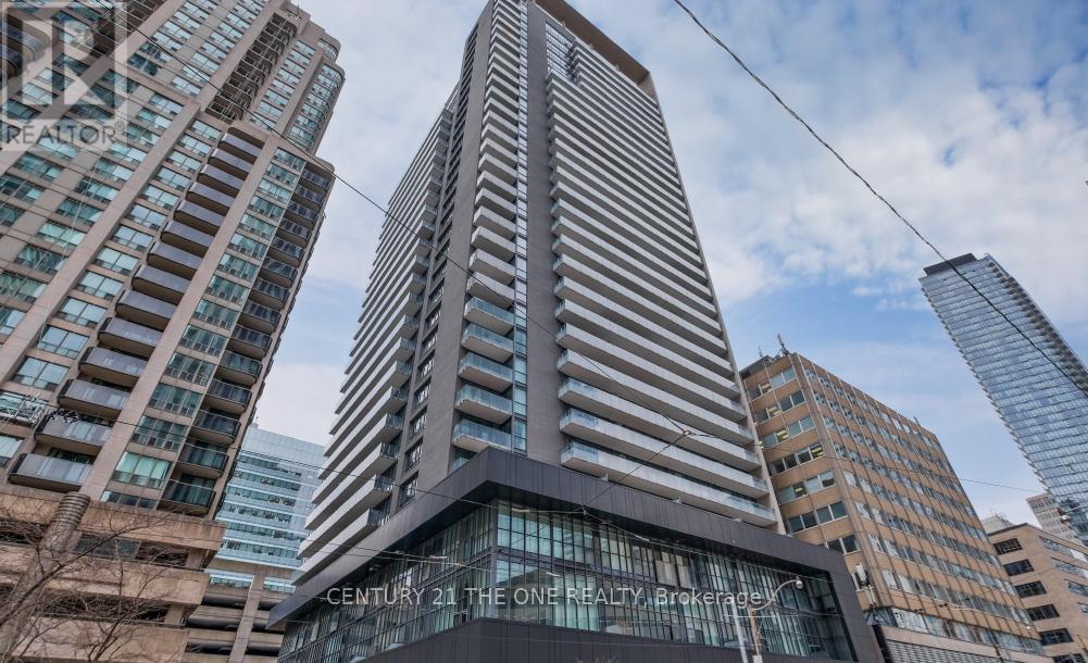 Photo principale - 770-770 Bay St.