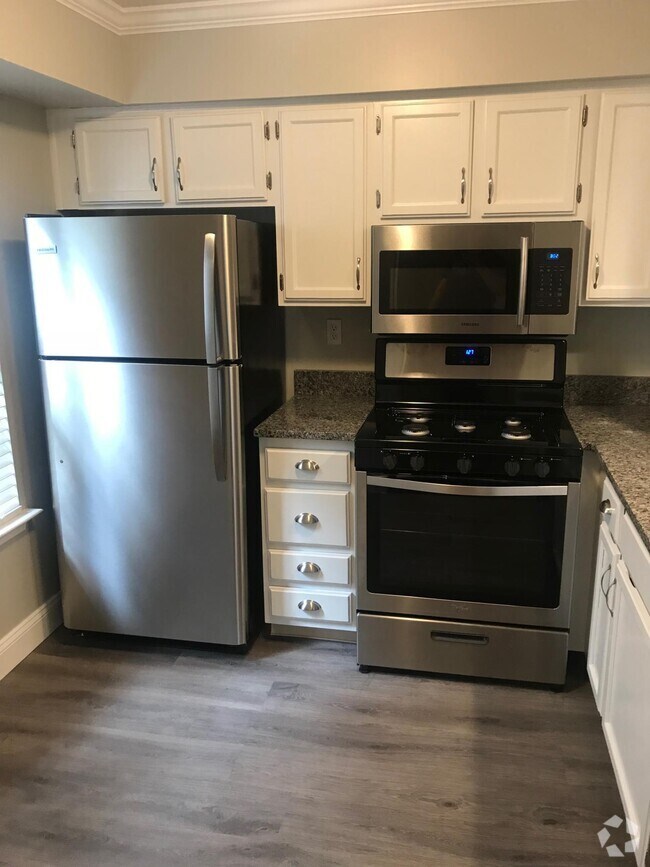 Delancey Court Apartments for Rent Newtown PA 1 Rentals