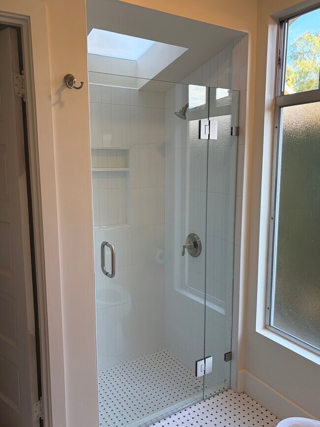 Foto del edificio - 1226 Olive St