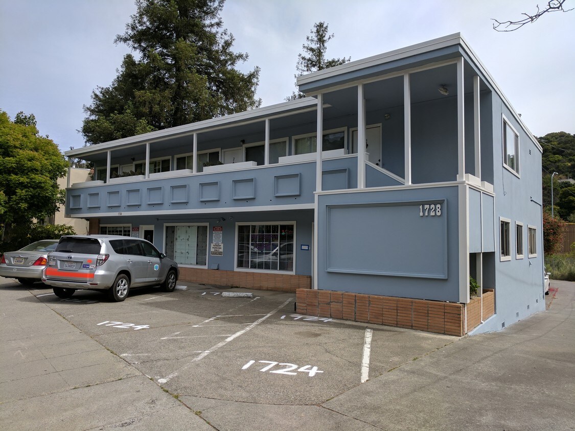 1724, 1726 & 1728 Lincoln Ave. - 1722-1728 Lincoln Ave