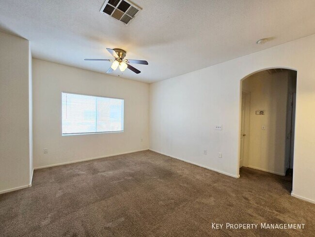 Building Photo - 4005 Pepper Thorn Ave