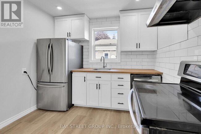 Photo du bâtiment - 177 E 31st St