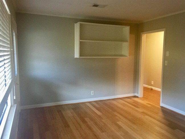 Foto del edificio - 409 Penarth Dr