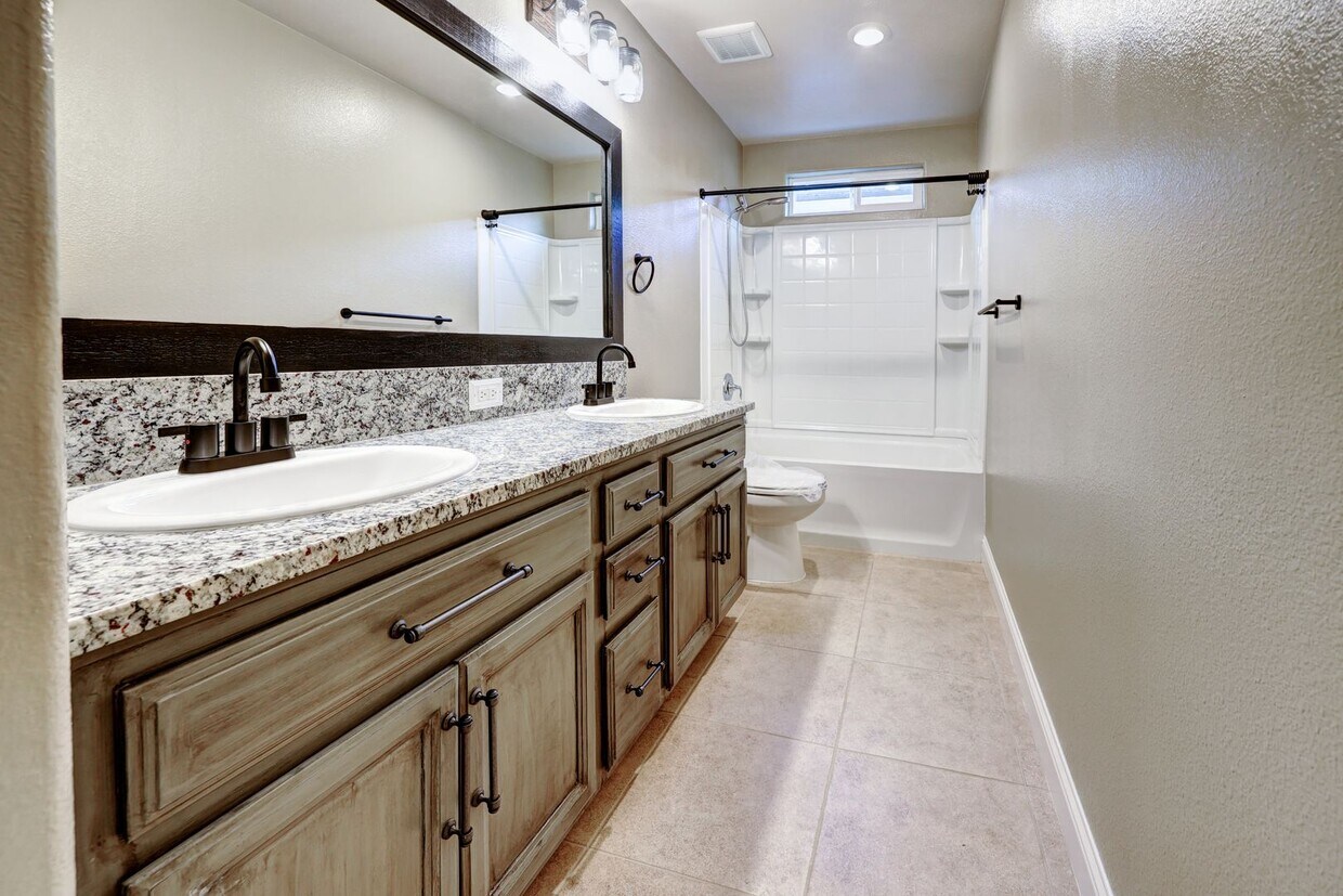 Building Photo - Home in Riverstone