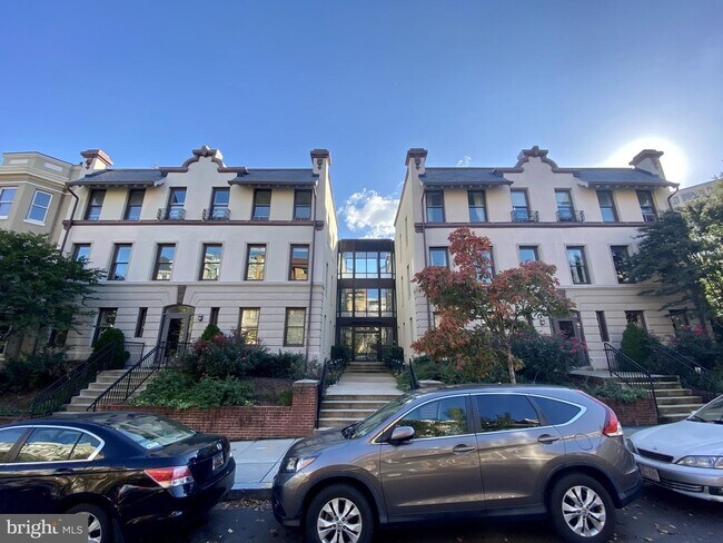 Building - 1840 Vernon St NW