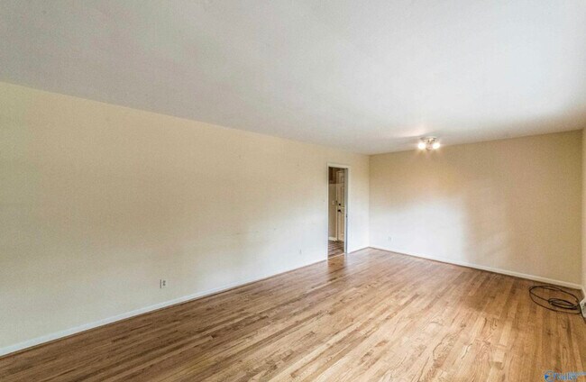 Living Room - 2609 Lancelot Dr SE