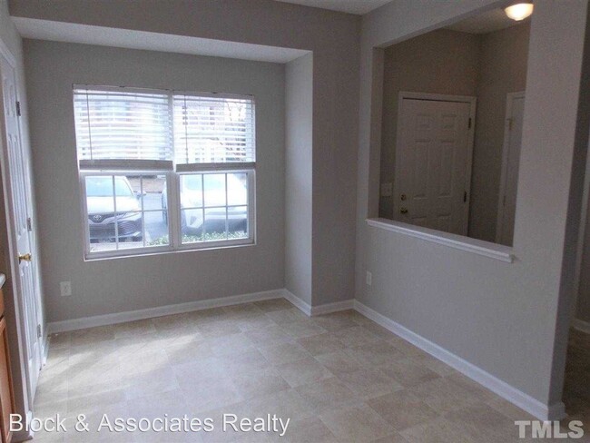 Building Photo - 3 br, 2.5 bath House - 120 Anterbury Drive