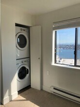 Interior Photo - The Hudson