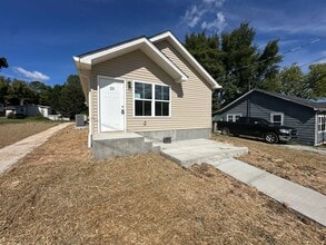 Building Photo - 25 Wyatt Ln