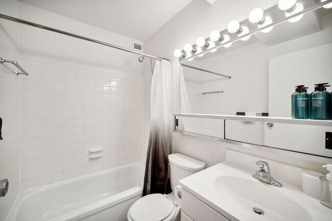 Foto del edificio - 301 Chestnut St