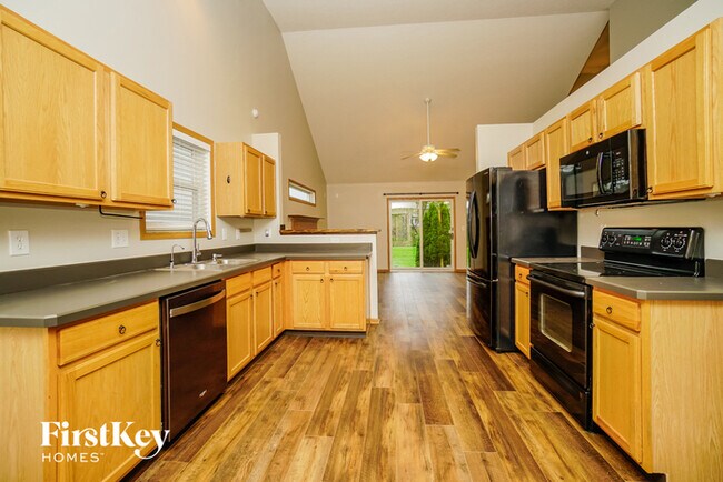 Foto del edificio - 57 Gold Meadow Dr