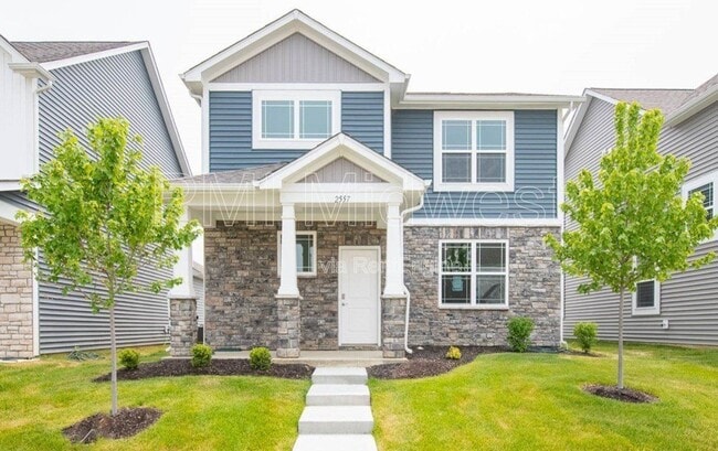 Building Photo - 2557 Lamar Dr