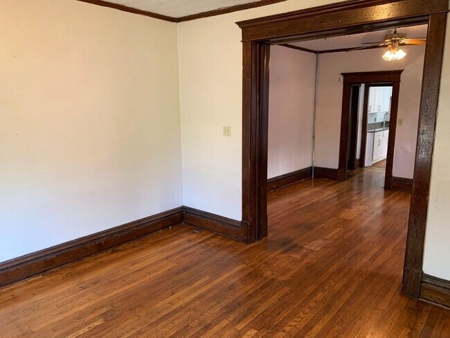 Foto del edificio - 293-295 E. 14th Avenue