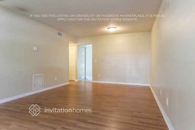 Building Photo - 3101 Sandspur Dr