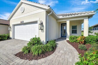 Building Photo - 4633 Centaurus Cir