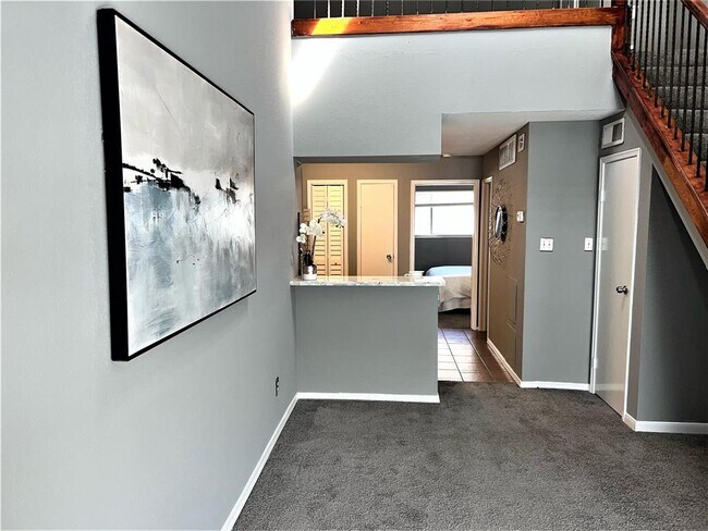 Foto del edificio - 2425 Holly Hall St