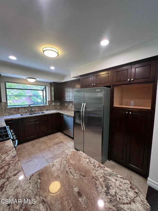 Foto del edificio - 21900 Marylee St