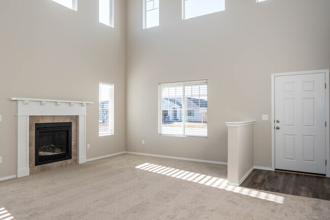 Building Photo - 1036 Magic Mill Ave