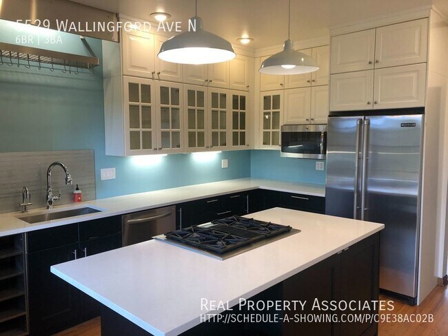 Foto del edificio - The Live and Work from home house of your ...