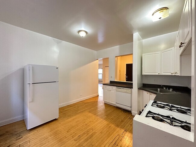 Foto del edificio - 1322 Oak Ave