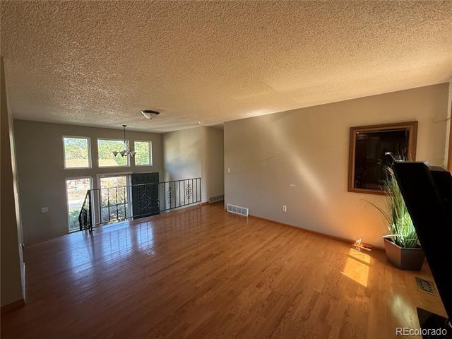 Foto del edificio - 10380 W Warren Dr
