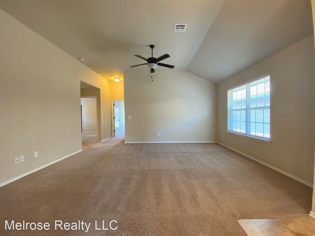 Building Photo - 3 br, 2 bath House - 19813 Serenade Way
