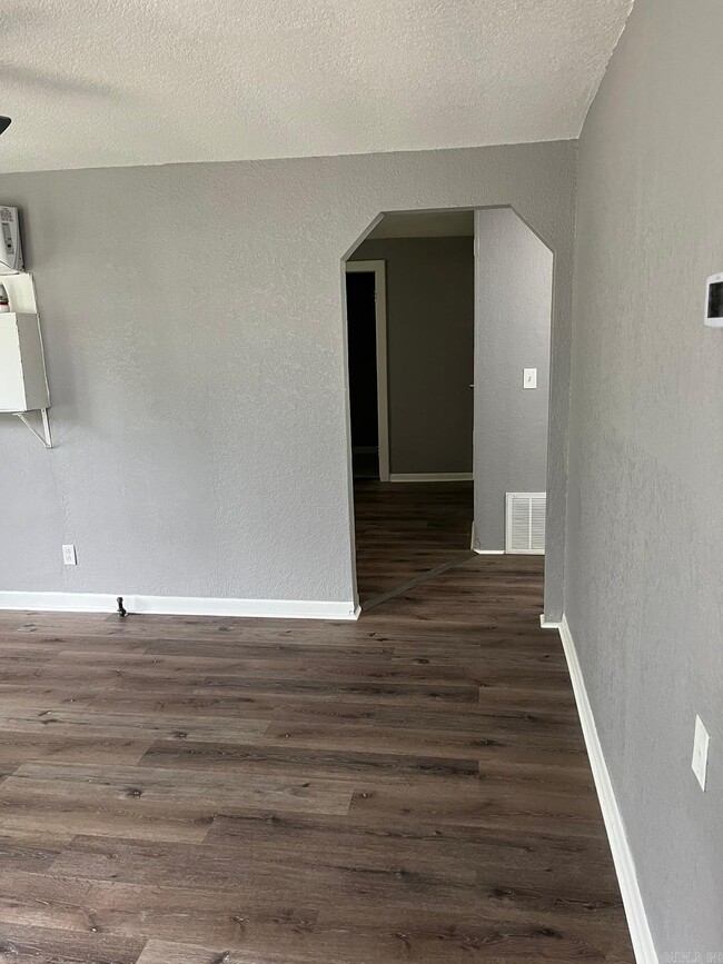 Building Photo - 223 W Highland Ave
