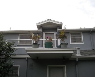 Building Photo - Colonial Apartments