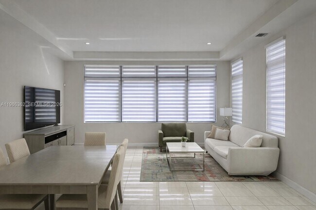 Foto del edificio - 4768 NW 84th Ave