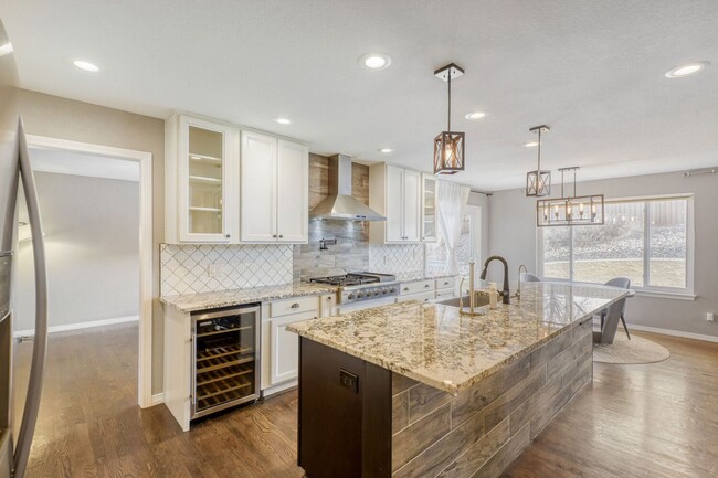 Building Photo - Beautifully Updated 4-Bedroom Home on Rare ¼-Acre Cul-de-Sac Lot in Highlands Ranch