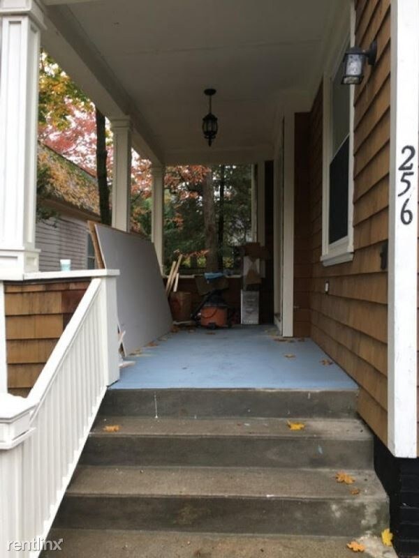 Foto del edificio - 4 br, 2 bath Apartment - 256 President Ave