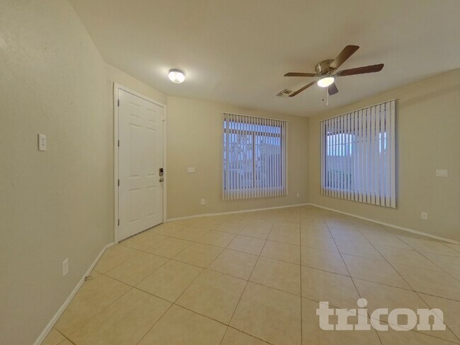 Building Photo - 735 S Bedford Dr