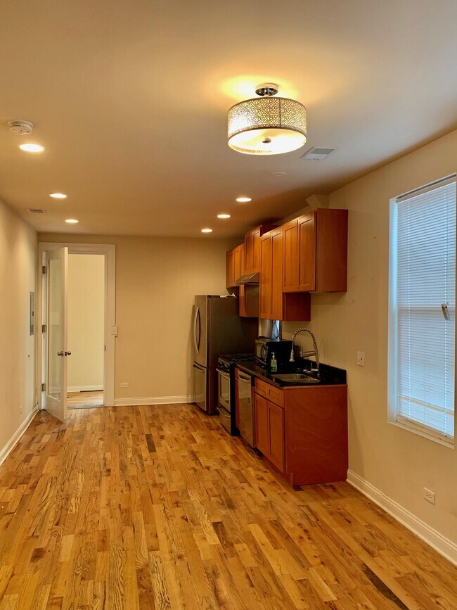 Foto del edificio - 2148 W 18th St