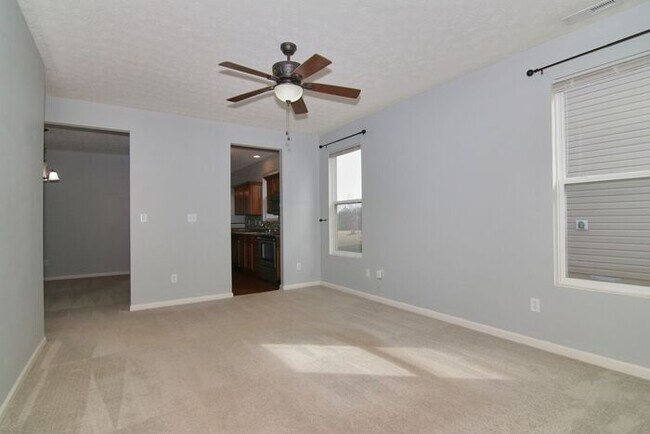 Building Photo - Solid Eastside Home With Water View