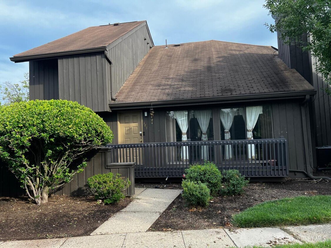 Building Photo - 187 Westgate Dr