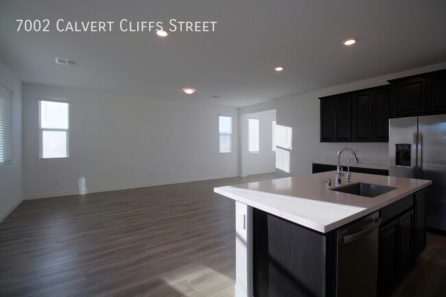 Foto del edificio - 7002 Calvert Cliffs St