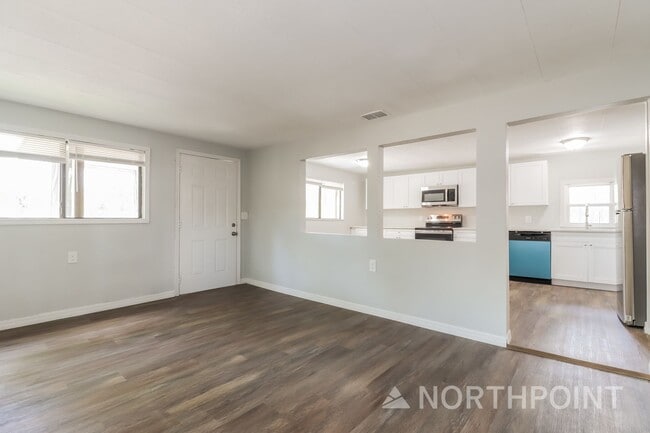 Building Photo - 3 BR/1.5BA | Newly Renovated Single Family Home |  Tropical Landscaping | In St Peterburg!