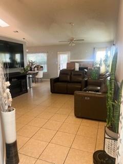 Foto del edificio - 4652 Bracken Dr