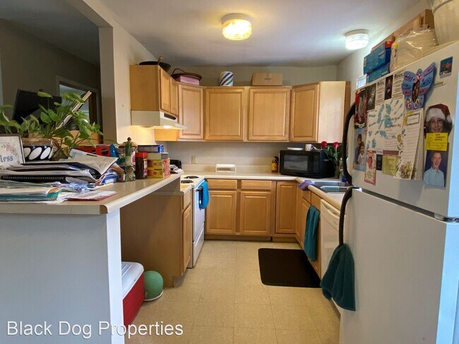 Building Photo - 3 br, 1 bath House - 1508 Campus Rd.