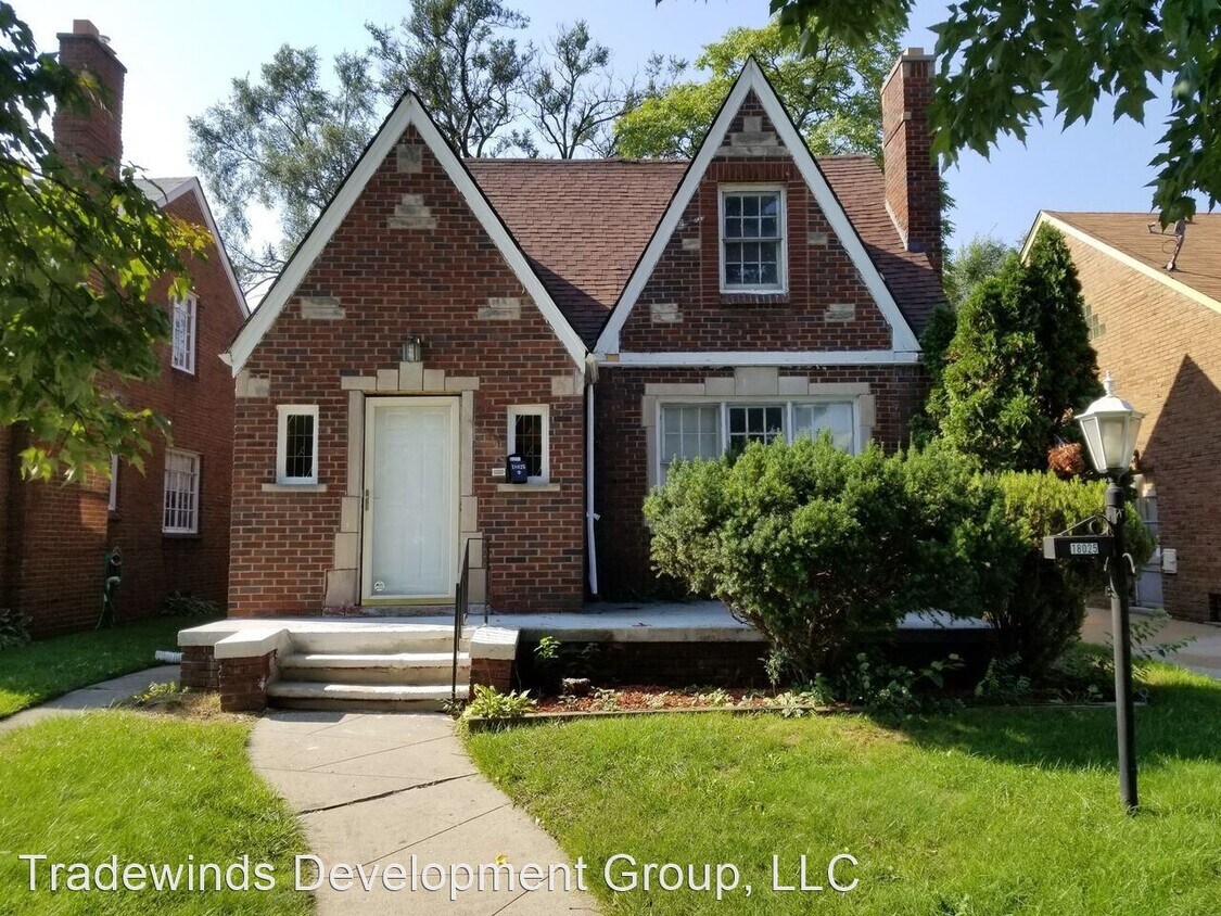 Primary Photo - 3 br, 1 bath House - 18025 Griggs Street