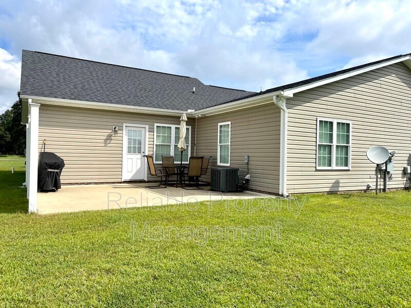 Building Photo - 808 Phillips Rd