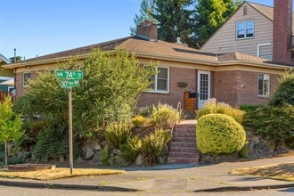 Building Photo - 3003 NW 74th St