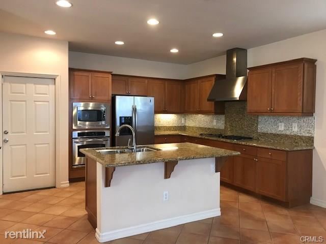 Building Photo - 4 br, 3 bath House - 2757 Maricopa St