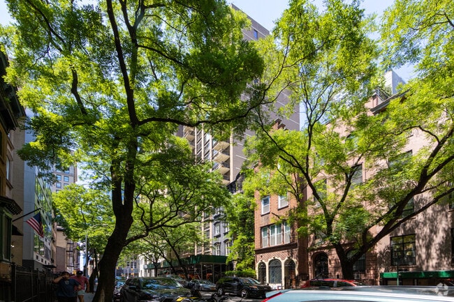 Building Photo - Pierpont Condominiums