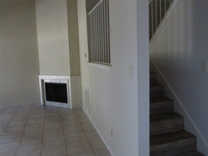 Building Photo - 4527 Terrace Manor Dr