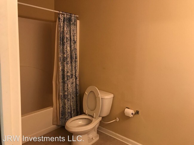 Building Photo - 170 Iron Horse Dr E