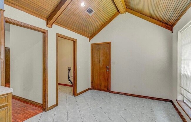 Foto del edificio - 1119 Meadowvale Dr