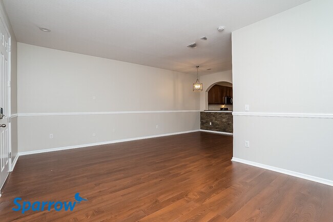 Building Photo - 14174 Oakham Street