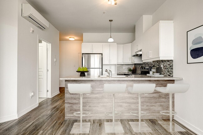 Photo du bâtiment - 1270 Boulevard Lucille-Teasdale