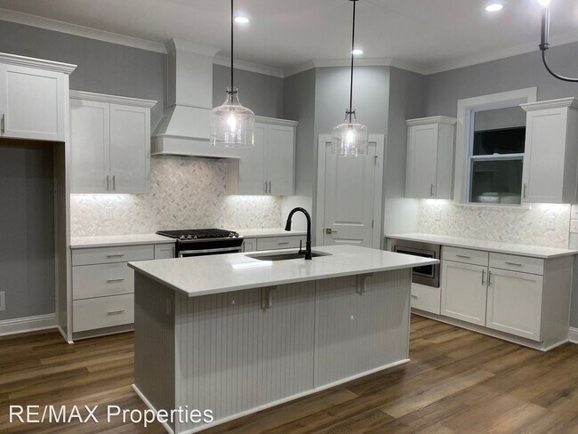Building Photo - 3 br, 2 bath House - 15003 Vintage Jade Ct